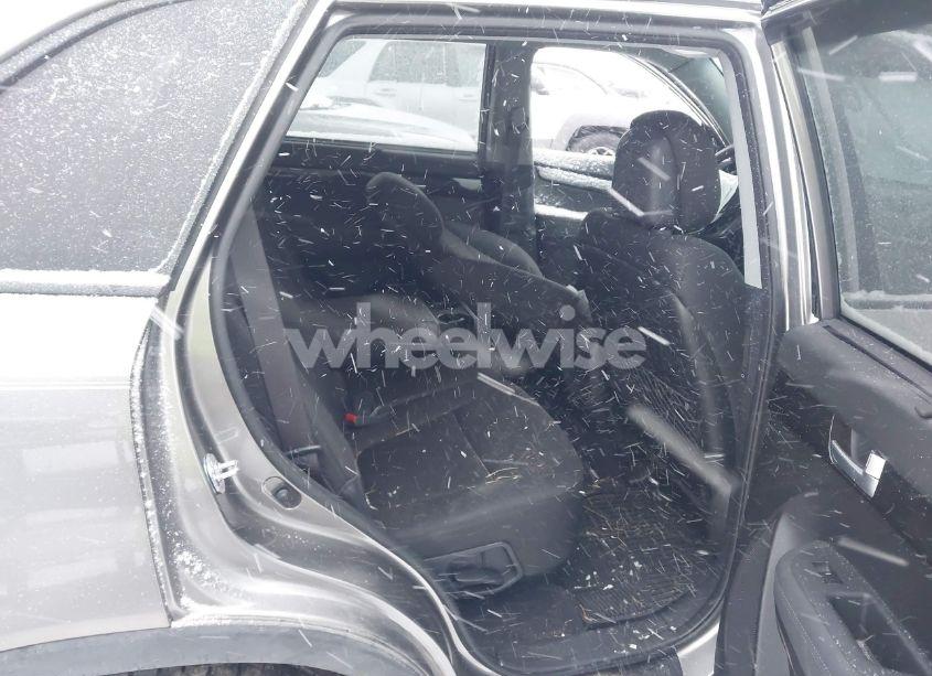 Photo 8 of 2014 Kia Sorento LX (VIN 5XYKTCA68EG521831)