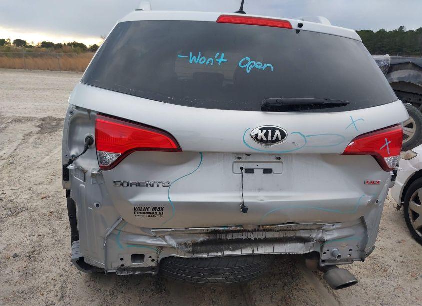 Photo 6 of 2014 Kia Sorento LX (VIN 5XYKTCA68EG523806)
