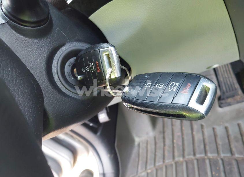 Photo 11 of 2014 Kia Sorento LX (VIN 5XYKTCA68EG531176)