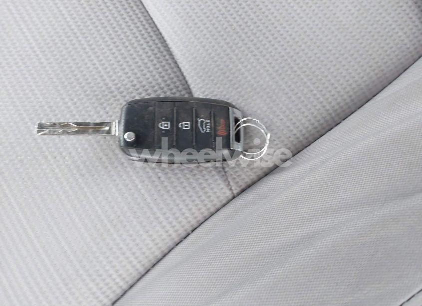 Photo 11 of 2014 Kia Sorento LX (VIN 5XYKTCA68EG546051)