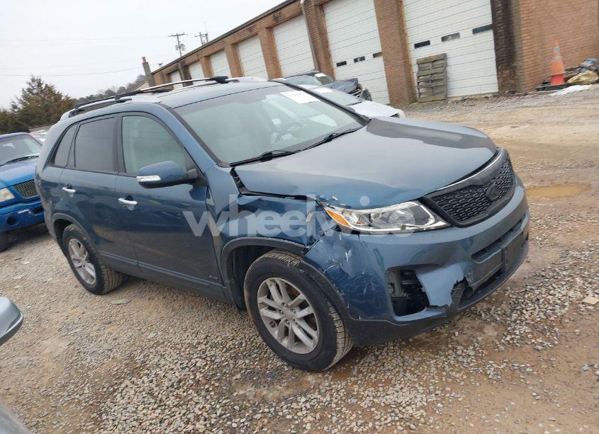 Photo 13 of 2014 Kia Sorento LX (VIN 5XYKTCA68EG546051)