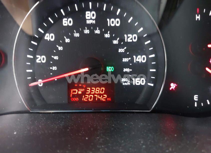 Photo 15 of 2014 Kia Sorento LX (VIN 5XYKTCA68EG546051)