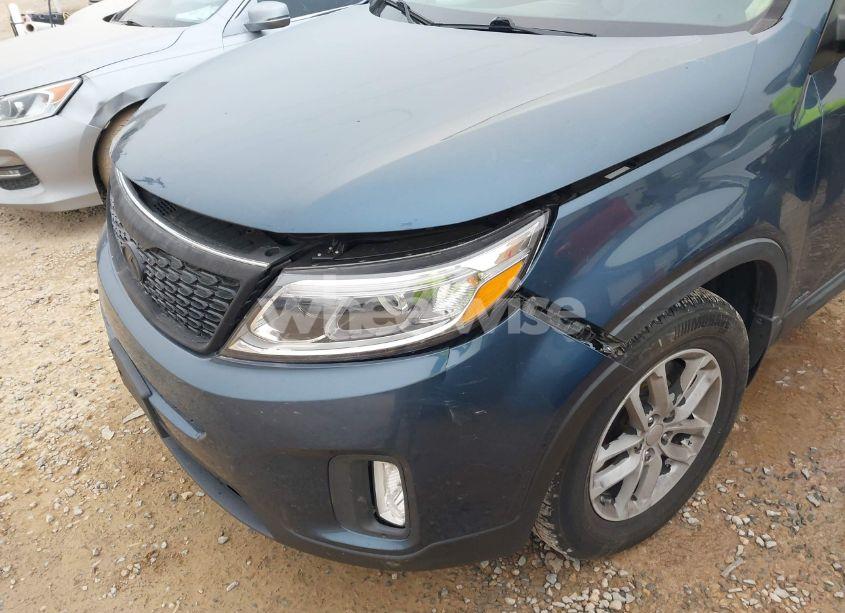 Photo 6 of 2014 Kia Sorento LX (VIN 5XYKTCA68EG546051)