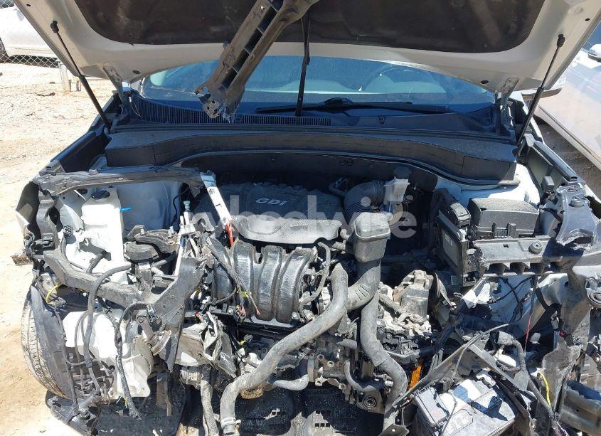 Photo 10 of 2015 Kia Sorento LX (VIN 5XYKTCA68FG641582)