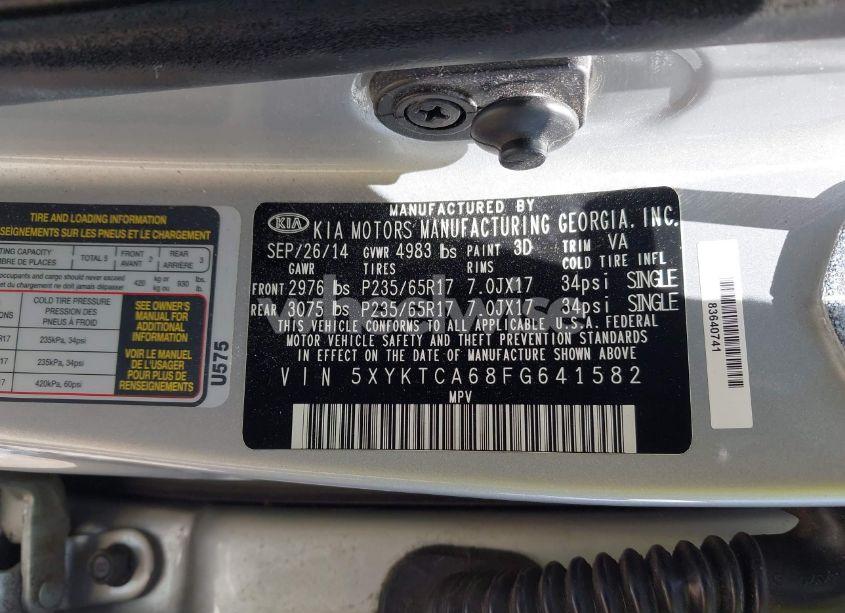 Photo 9 of 2015 Kia Sorento LX (VIN 5XYKTCA68FG641582)