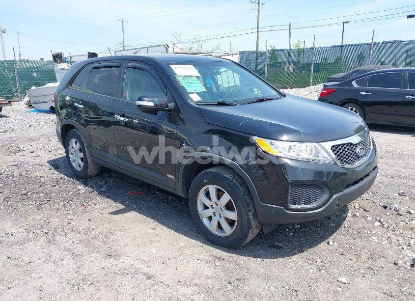 2012 Kia Sorento LX (VIN 5XYKTCA69CG214519) main photo