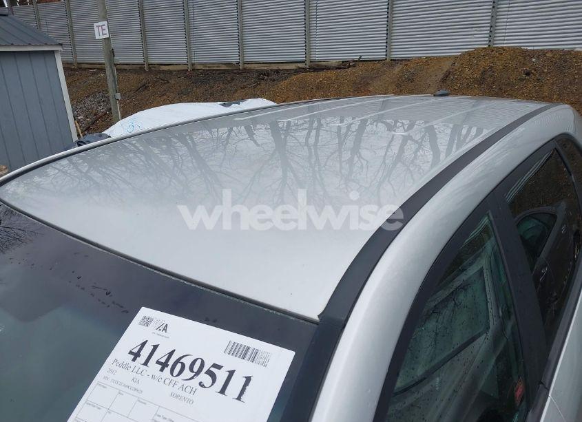 Photo 16 of 2012 Kia Sorento LX (VIN 5XYKTCA69CG289625)