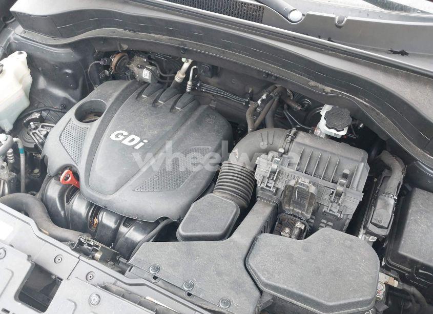 Photo 10 of 2014 Kia Sorento LX (VIN 5XYKTCA69EG446573)