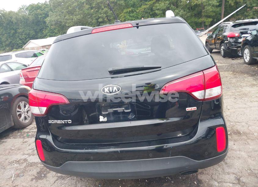 Photo 16 of 2014 Kia Sorento LX (VIN 5XYKTCA69EG446573)