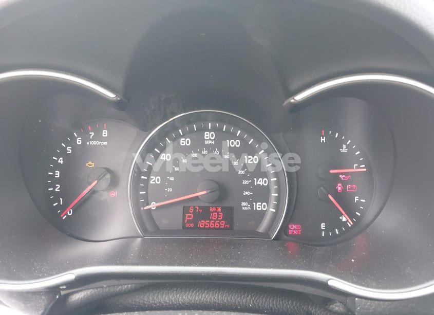 Photo 7 of 2014 Kia Sorento LX (VIN 5XYKTCA69EG446573)