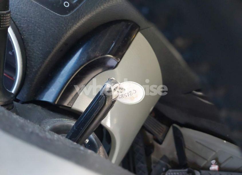 Photo 11 of 2015 Kia Sorento LX (VIN 5XYKTCA69FG585183)