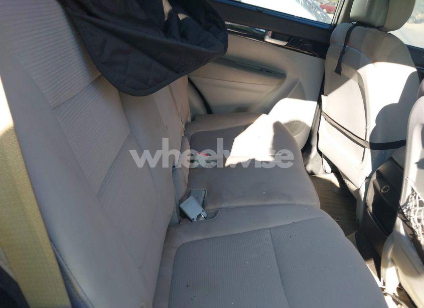Photo 8 of 2015 Kia Sorento LX (VIN 5XYKTCA69FG585183)