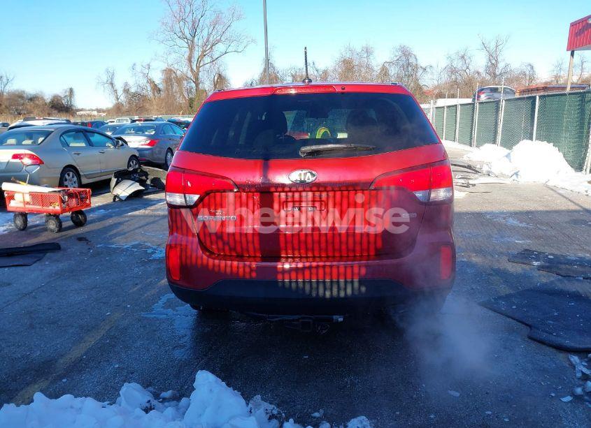 Photo 16 of 2015 Kia Sorento LX (VIN 5XYKTCA69FG604704)