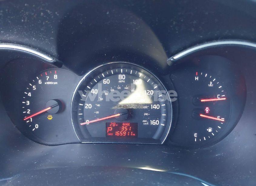 Photo 7 of 2015 Kia Sorento LX (VIN 5XYKTCA69FG604704)