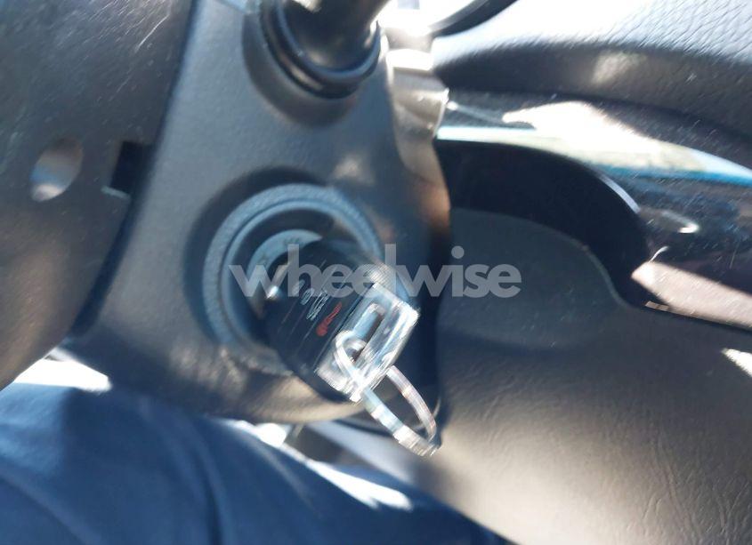 Photo 11 of 2015 Kia Sorento LX (VIN 5XYKTCA69FG611586)