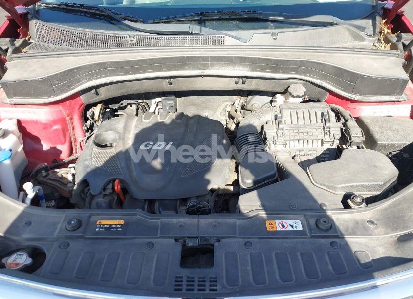 Photo 10 of 2015 Kia Sorento LX (VIN 5XYKTCA69FG617565)