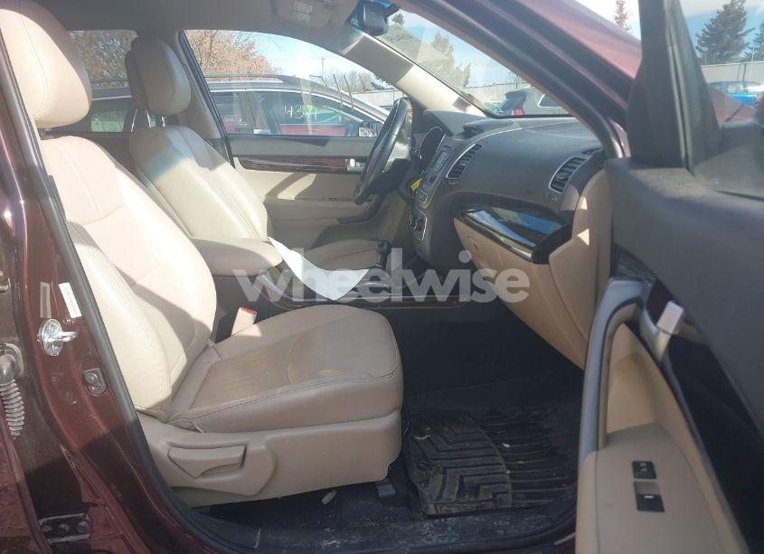 Photo 5 of 2015 Kia Sorento LX (VIN 5XYKTCA69FG640327)