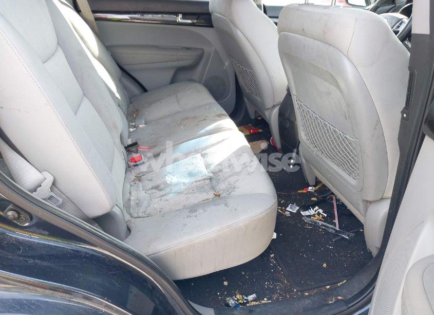 Photo 8 of 2012 Kia Sorento LX (VIN 5XYKTCA6XCG275958)