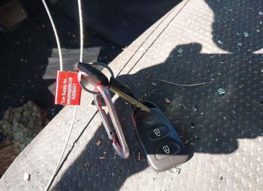 Photo 11 of 2013 Kia Sorento LX (VIN 5XYKTCA6XDG322567)