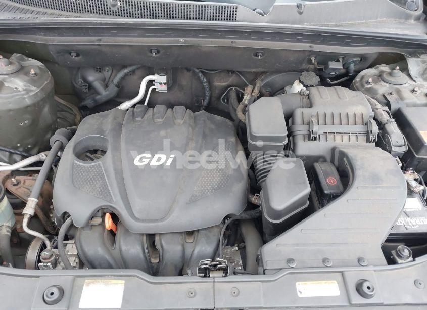 Photo 10 of 2013 Kia Sorento LX (VIN 5XYKTCA6XDG332628)