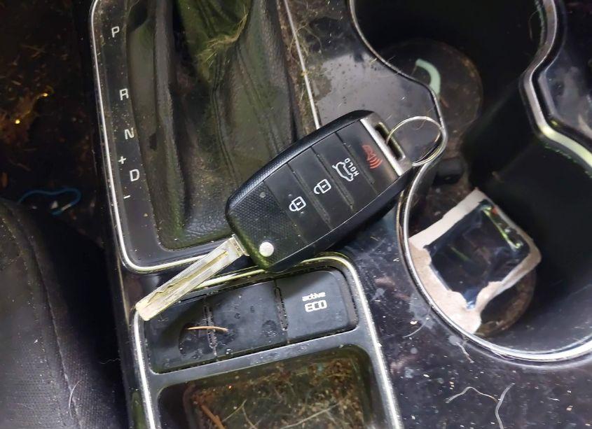 Photo 11 of 2014 Kia Sorento LX (VIN 5XYKTCA6XEG543734)