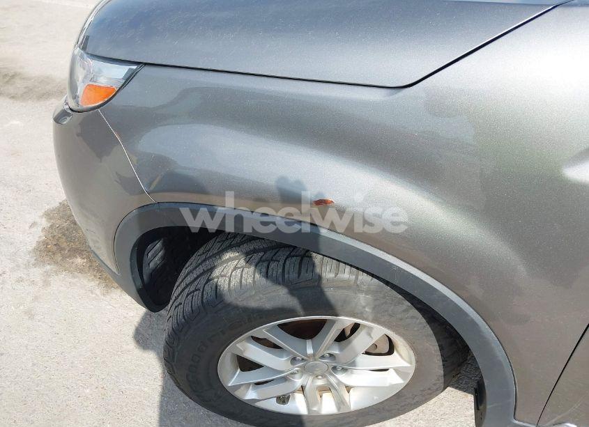 Photo 6 of 2015 Kia Sorento LX (VIN 5XYKTCA6XFG559899)
