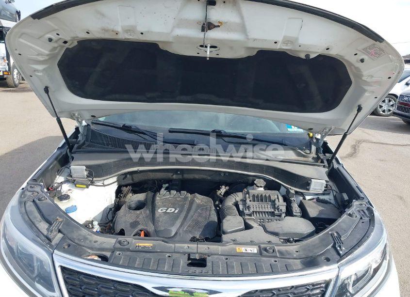 Photo 10 of 2015 Kia Sorento LX (VIN 5XYKTCA6XFG582678)