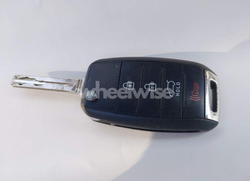 Photo 11 of 2015 Kia Sorento LX (VIN 5XYKTCA6XFG592482)