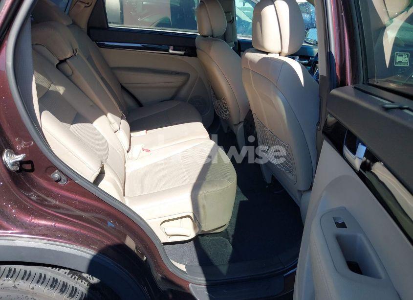 Photo 8 of 2015 Kia Sorento LX (VIN 5XYKTCA6XFG592482)