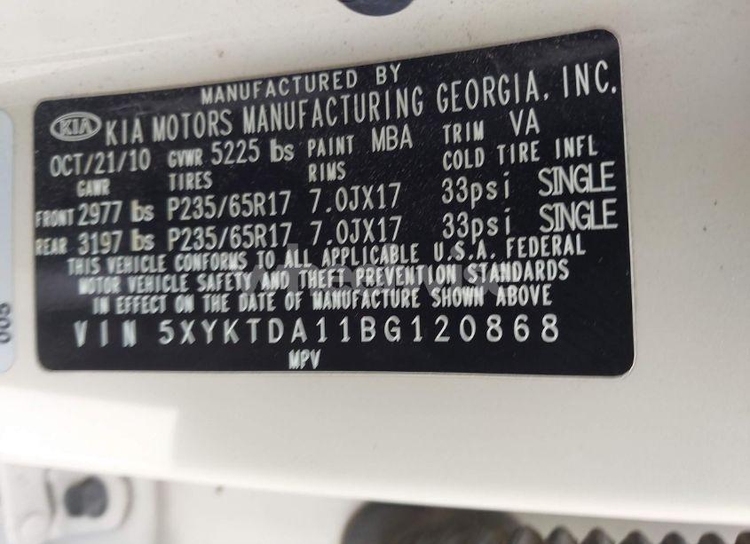 Photo 9 of 2011 Kia Sorento LX (VIN 5XYKTDA11BG120868)