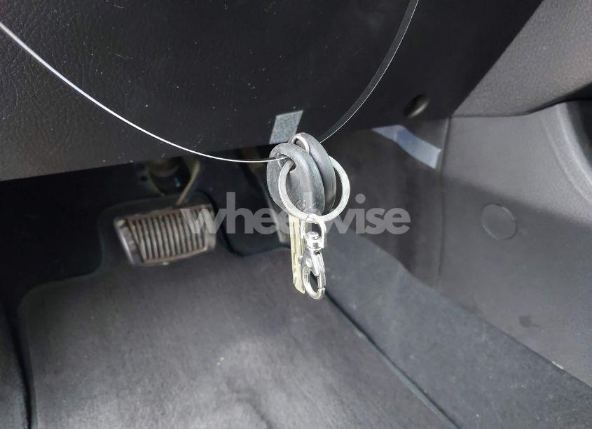 Photo 11 of 2011 Kia Sorento LX (VIN 5XYKTDA13BG015331)