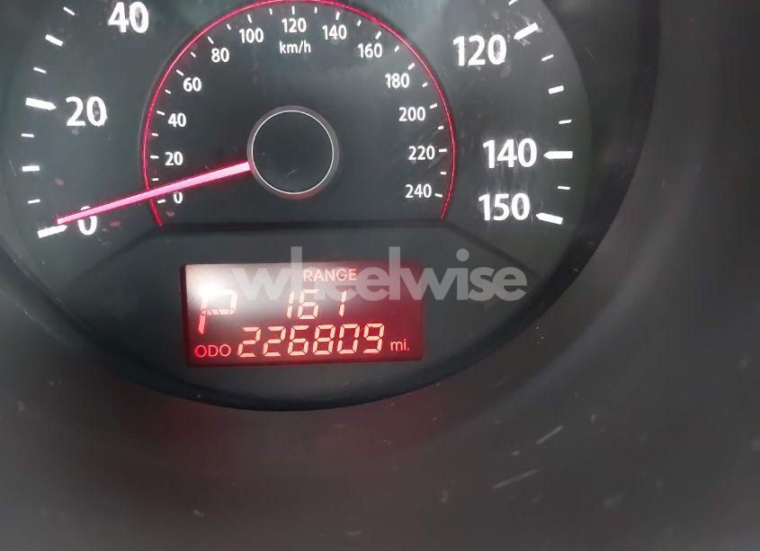 Photo 12 of 2011 Kia Sorento LX (VIN 5XYKTDA13BG015331)