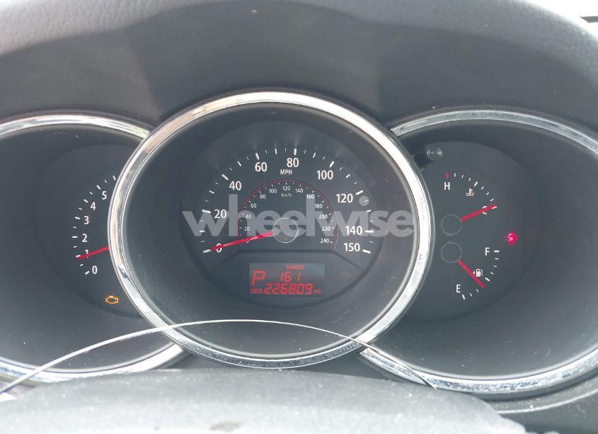 Photo 7 of 2011 Kia Sorento LX (VIN 5XYKTDA13BG015331)