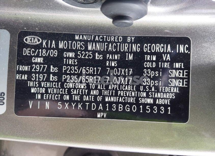 Photo 9 of 2011 Kia Sorento LX (VIN 5XYKTDA13BG015331)