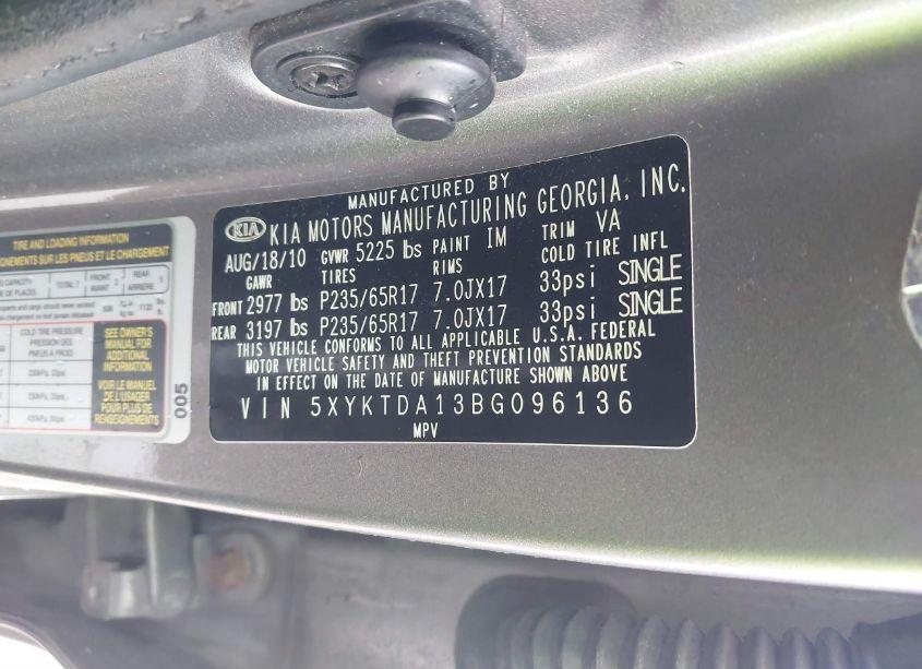 Photo 9 of 2011 Kia Sorento LX (VIN 5XYKTDA13BG096136)