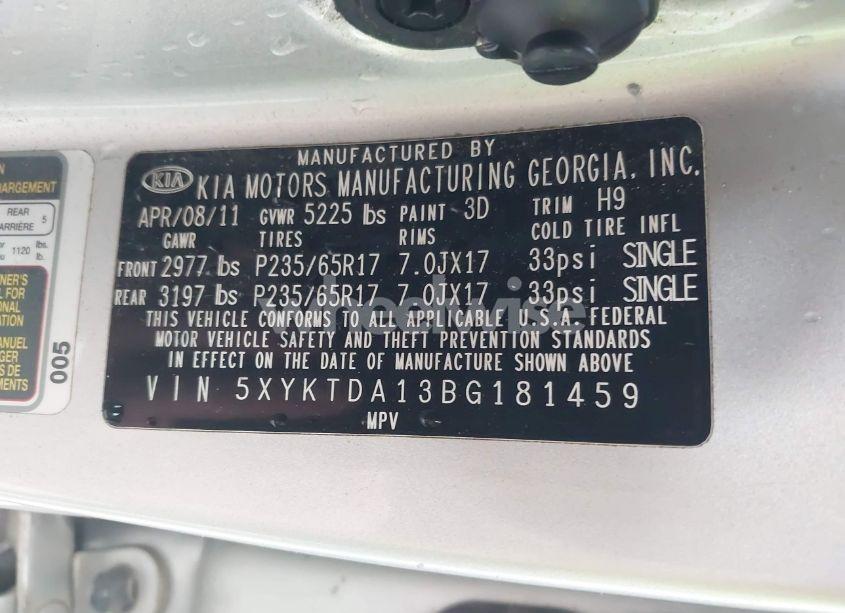 Photo 9 of 2011 Kia Sorento LX (VIN 5XYKTDA13BG181459)