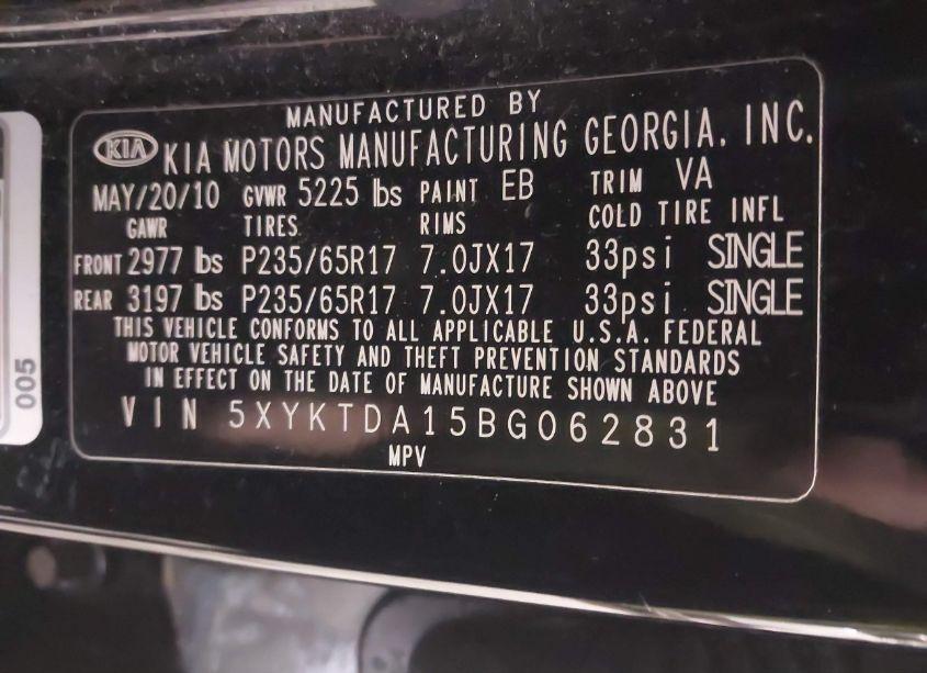 Photo 9 of 2011 Kia Sorento LX (VIN 5XYKTDA15BG062831)