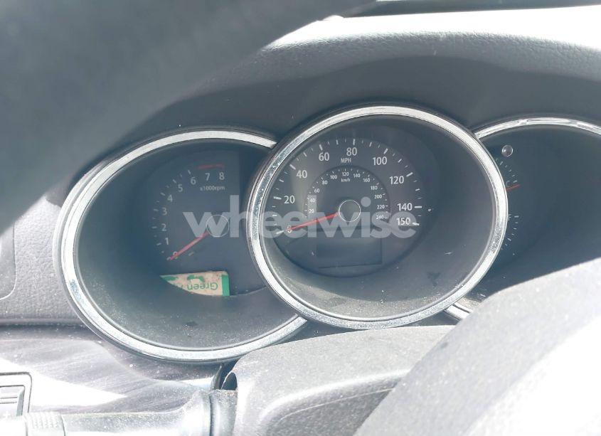 Photo 7 of 2011 Kia Sorento LX (VIN 5XYKTDA15BG089706)