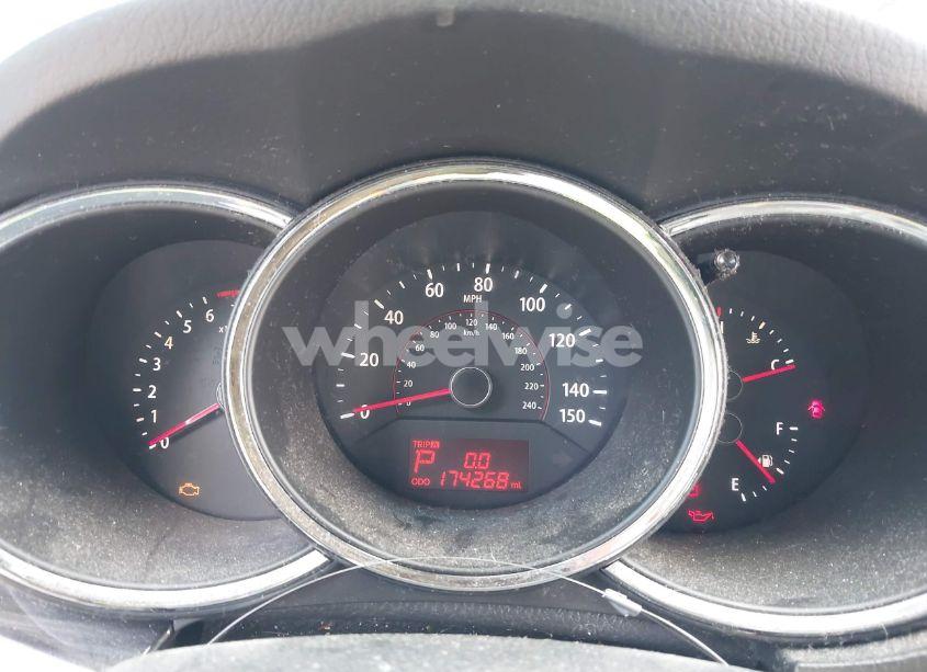 Photo 7 of 2011 Kia Sorento LX (VIN 5XYKTDA15BG178563)