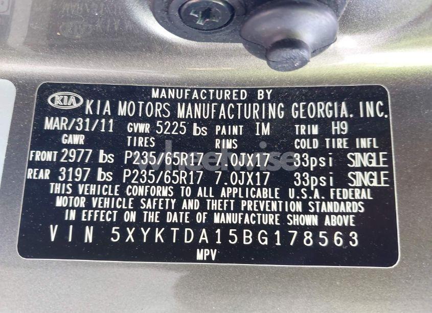 Photo 9 of 2011 Kia Sorento LX (VIN 5XYKTDA15BG178563)