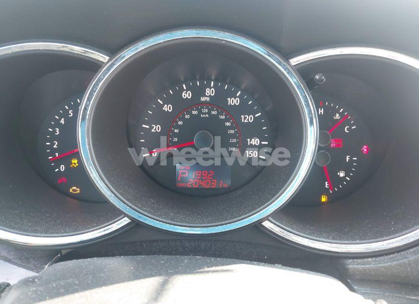 Photo 7 of 2011 Kia Sorento LX (VIN 5XYKTDA18BG075427)