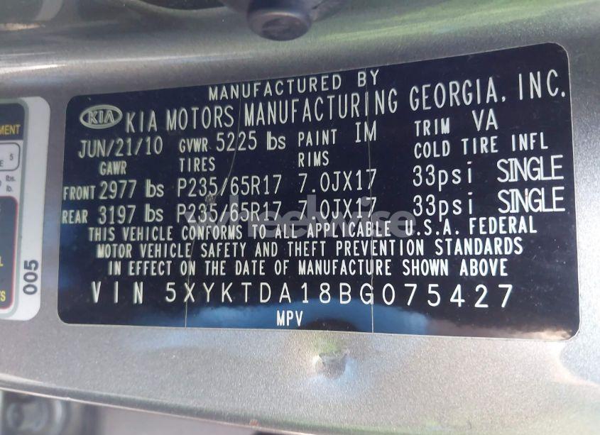 Photo 9 of 2011 Kia Sorento LX (VIN 5XYKTDA18BG075427)