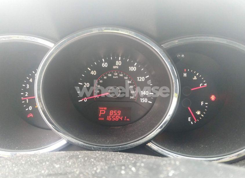 Photo 7 of 2011 Kia Sorento LX (VIN 5XYKTDA18BG153026)