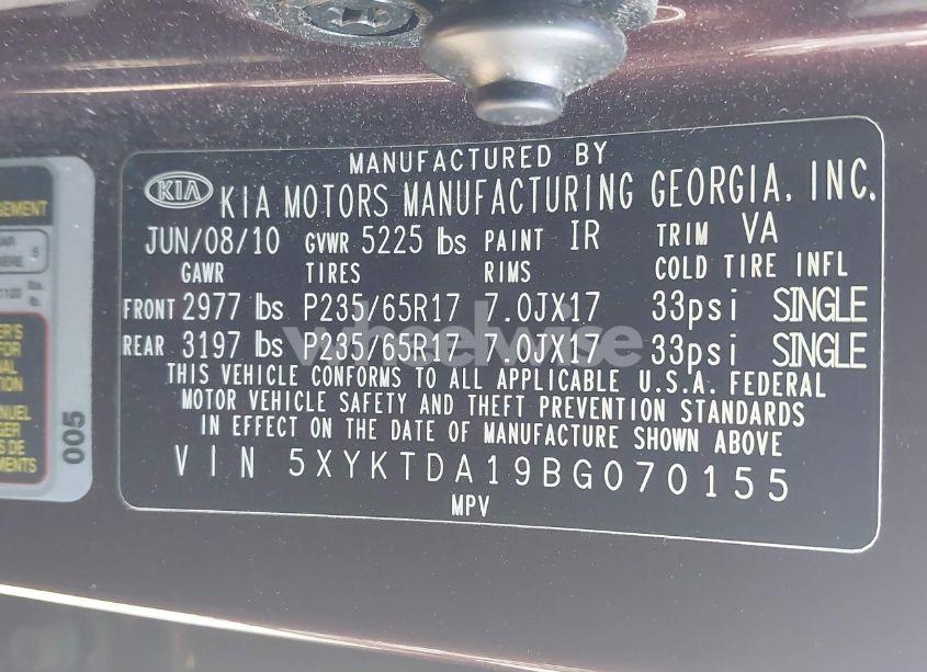 Photo 9 of 2011 Kia Sorento LX (VIN 5XYKTDA19BG070155)