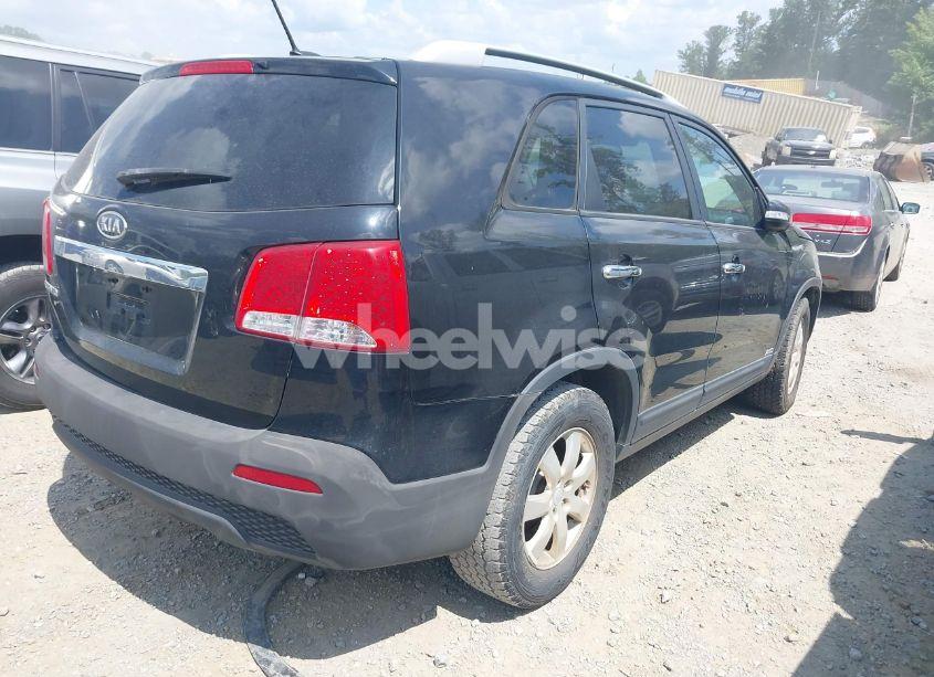 Photo 4 of 2011 Kia Sorento LX V6 (VIN 5XYKTDA21BG159792)