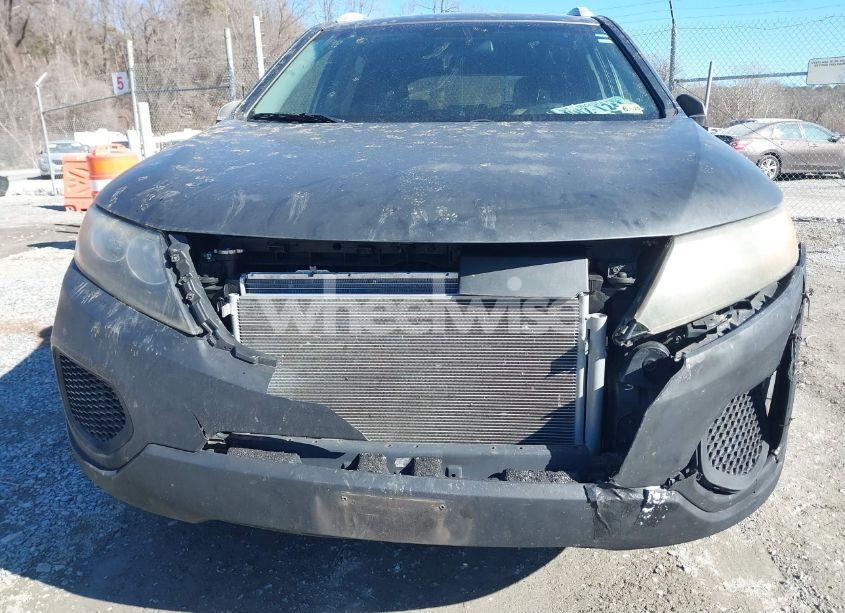 Photo 6 of 2013 Kia Sorento LX V6 (VIN 5XYKTDA21DG338546)