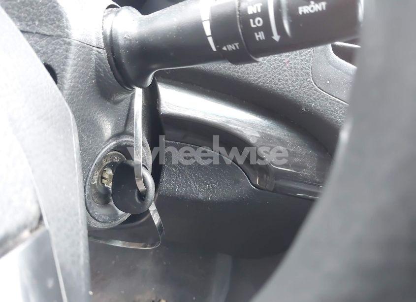 Photo 11 of 2013 Kia Sorento LX V6 (VIN 5XYKTDA21DG348056)