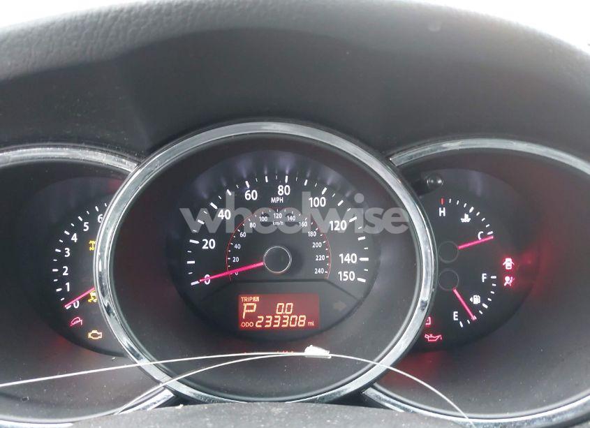 Photo 7 of 2013 Kia Sorento LX V6 (VIN 5XYKTDA21DG348056)