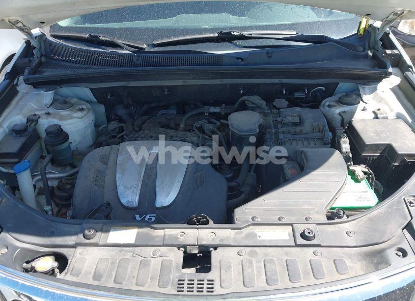 Photo 10 of 2011 Kia Sorento LX V6 (VIN 5XYKTDA22BG078283)