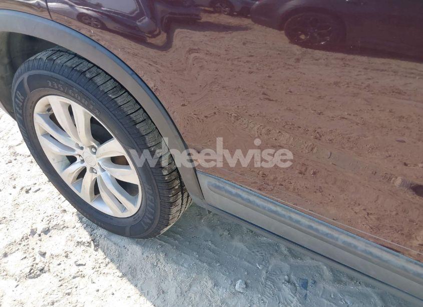 Photo 11 of 2011 Kia Sorento LX V6 (VIN 5XYKTDA22BG080583)